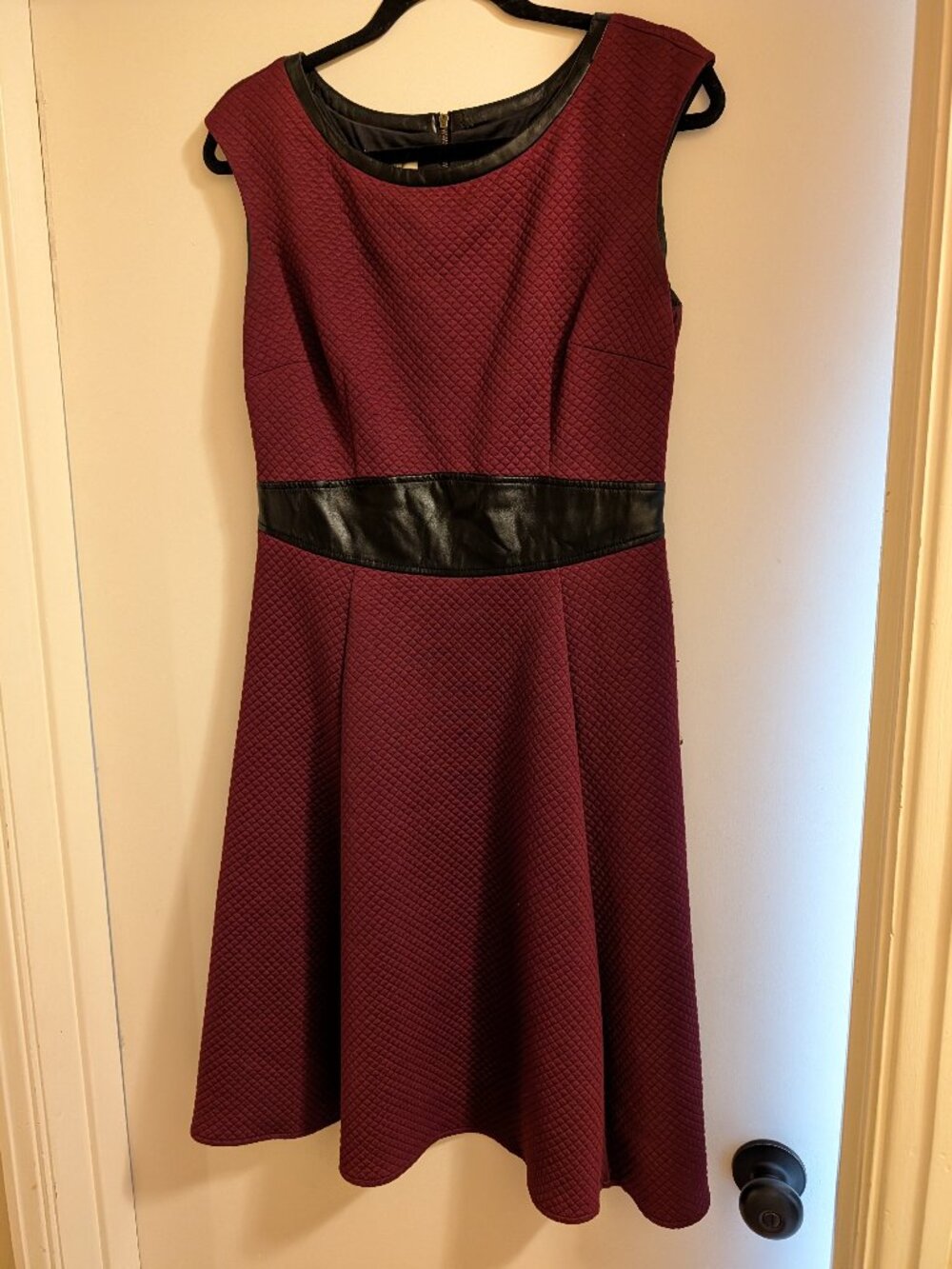 London Style Collection Burgundy Skater Dress Size 8